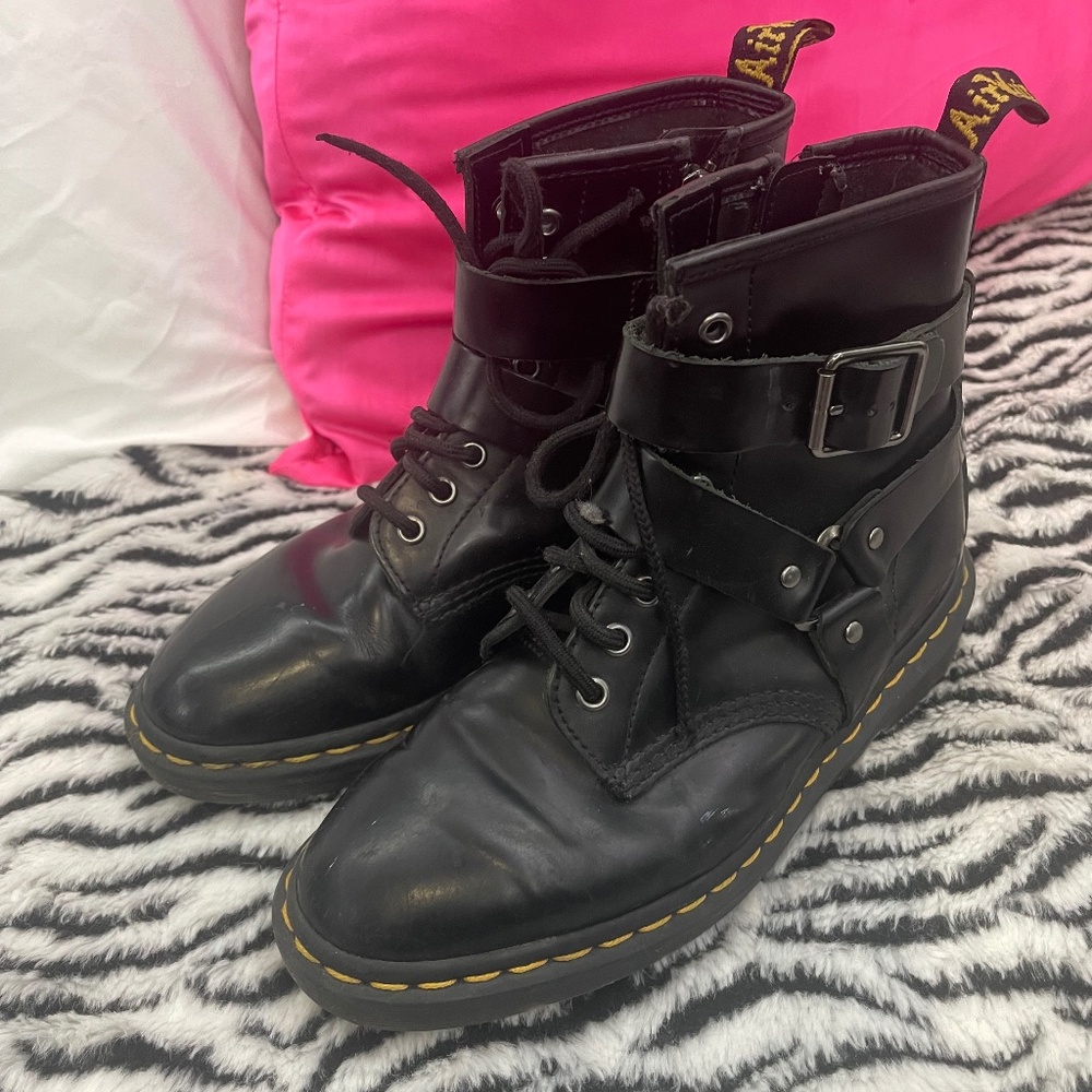 Dr. Martens sz women’s 7